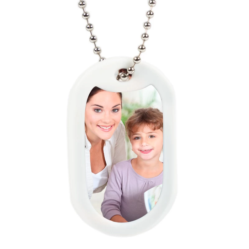 Dog tag bordure blanche