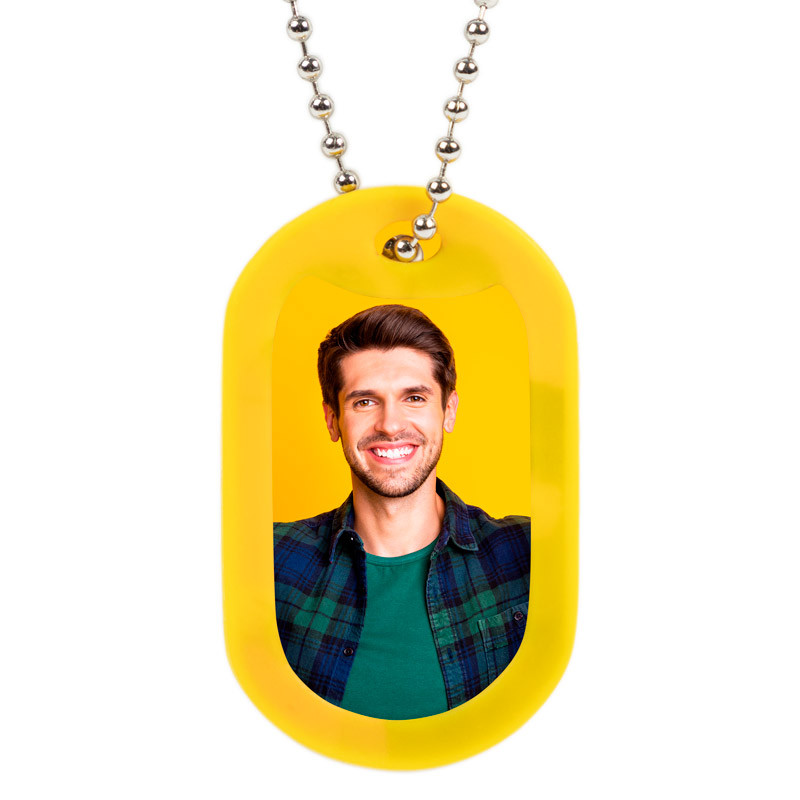 Collier id tag personnalisé et bords jaune