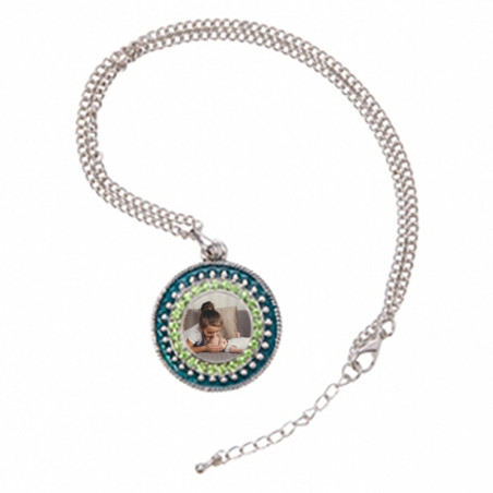 Pendentif rond strass couleur photo Pendentif rond strass couleur photo