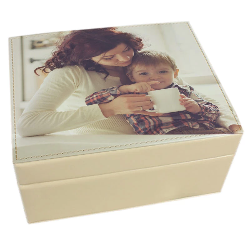 Boite cuir beige avec photo