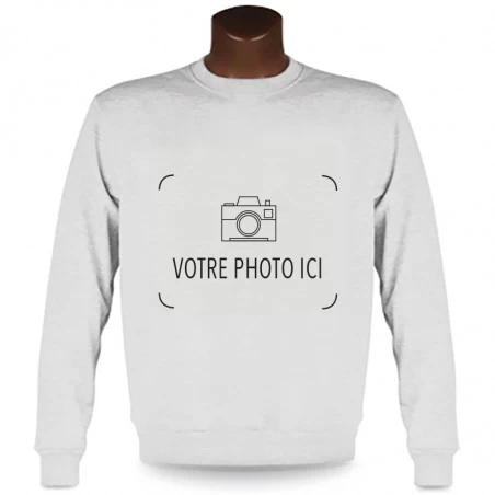 Pull de couleur blanc avec photo