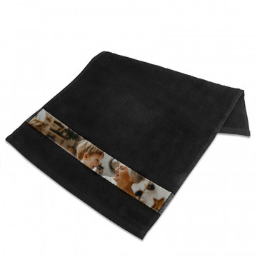 Petite serviette noire avec photo imprimée